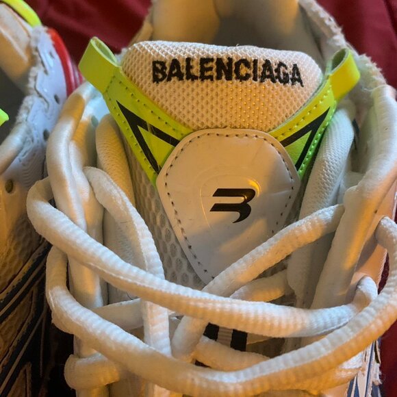Balenciaga Runner - Picture 5 of 5